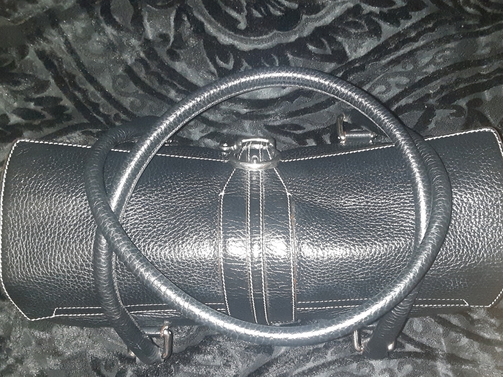 BURBERRY PURSE - Picture 4 of 13